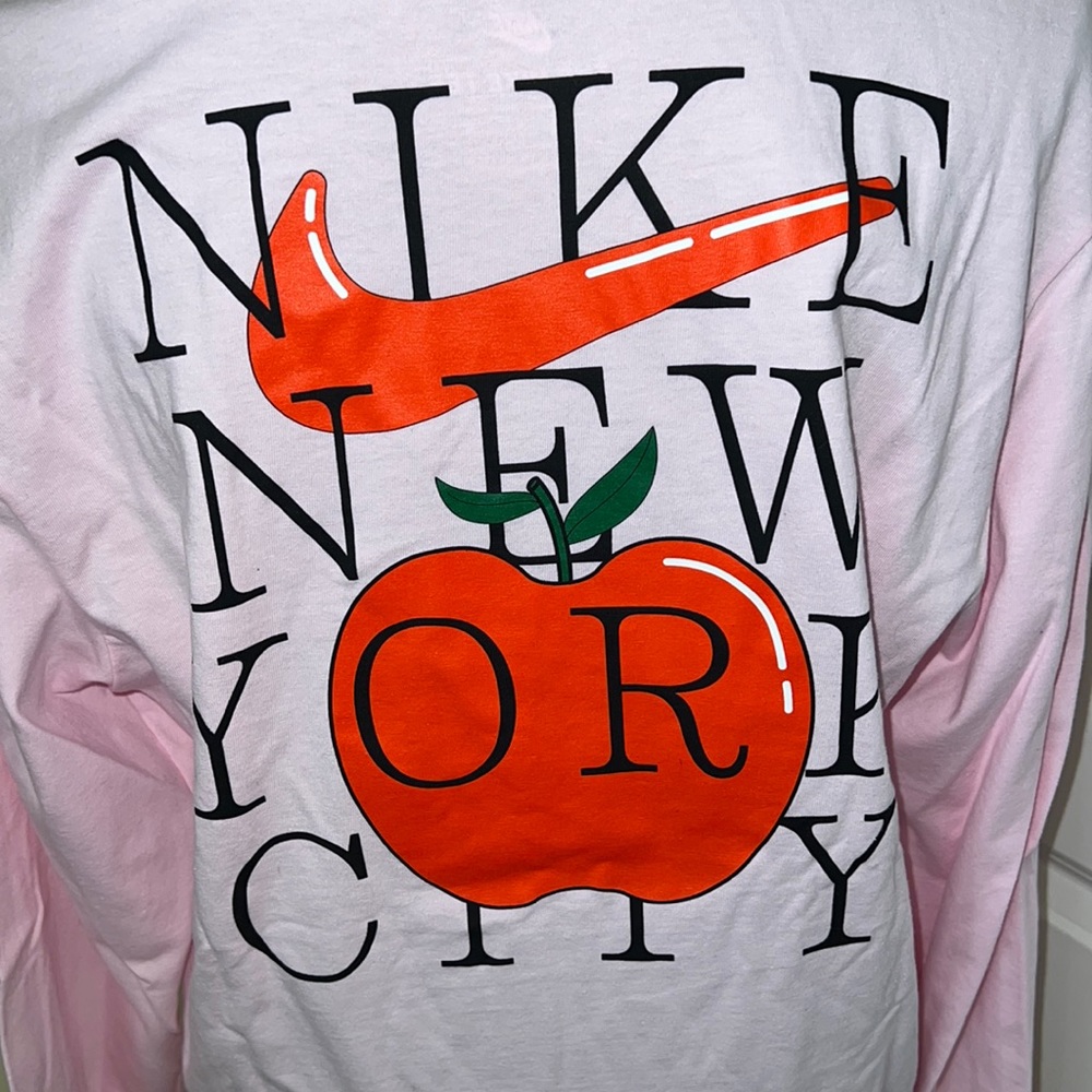 Nike Big Apple long sleeve t shirt
